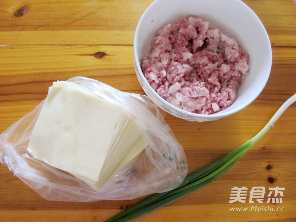 四川红油抄手的做法步骤：1