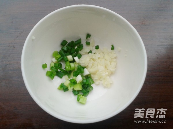四川红油水饺的做法步骤:9