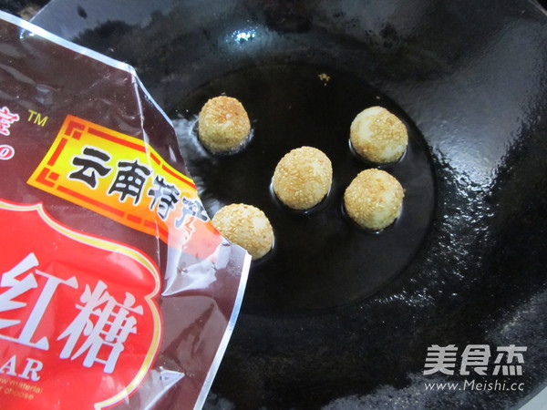 四川糖油果子的做法步骤:8
