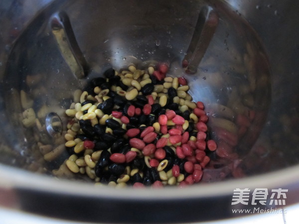 双豆豆浆的做法步骤：4