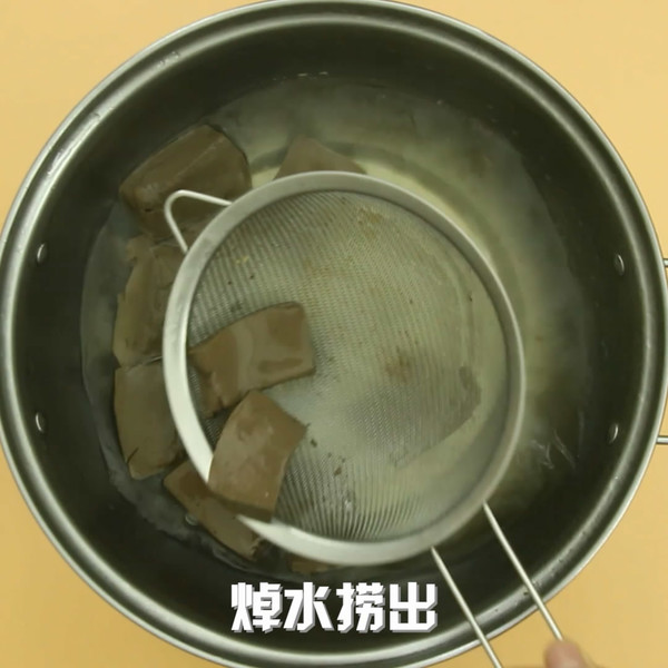 毛血旺的做法步骤：2
