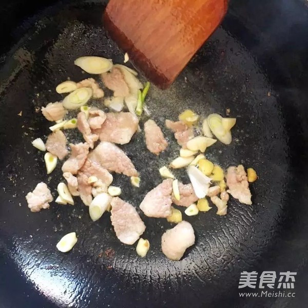 圆白菜炒肉的做法步骤：5