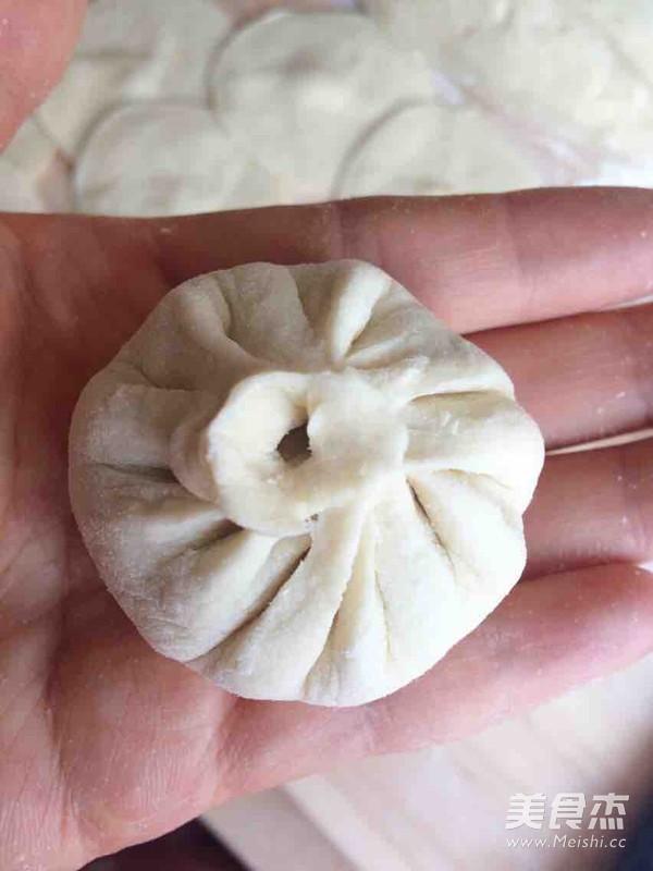 梅干菜肉包子的做法步骤:13