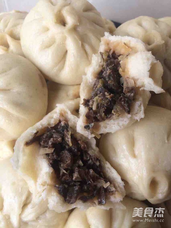 梅干菜肉包子的做法步骤:18