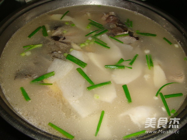 鱼头火锅的做法步骤：9