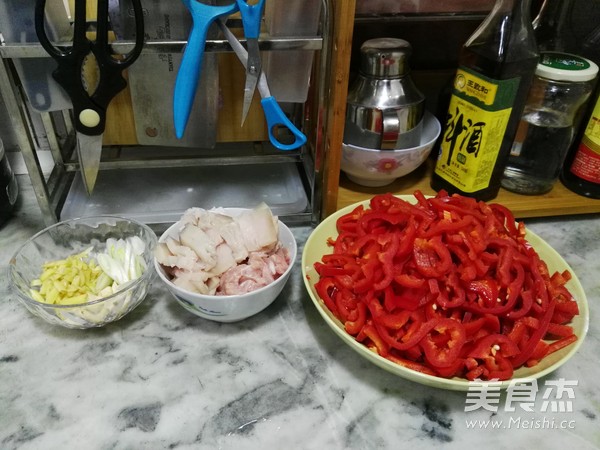 辣椒炒肉的做法步骤:5