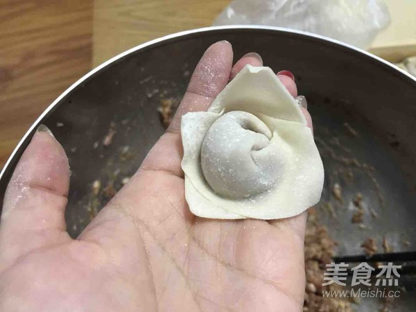 馄饨的做法步骤：4