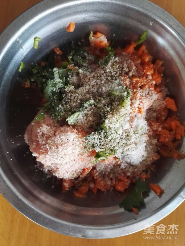 花红柳绿肉丸虾的做法步骤:4