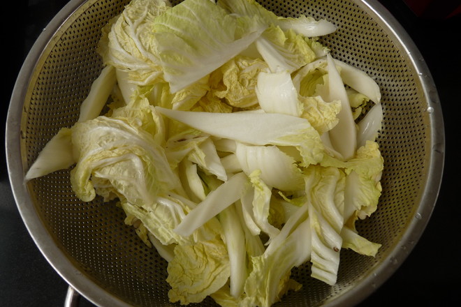 白菜回锅肉的做法步骤:2