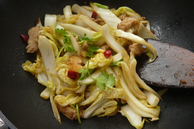 白菜回锅肉的做法步骤:10