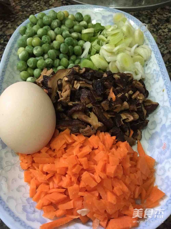 家常炒饭的做法步骤:4