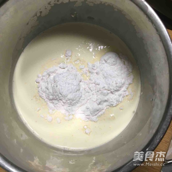 黄桃雪糕的做法步骤:2