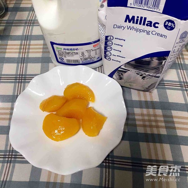 黄桃雪糕的做法步骤：1