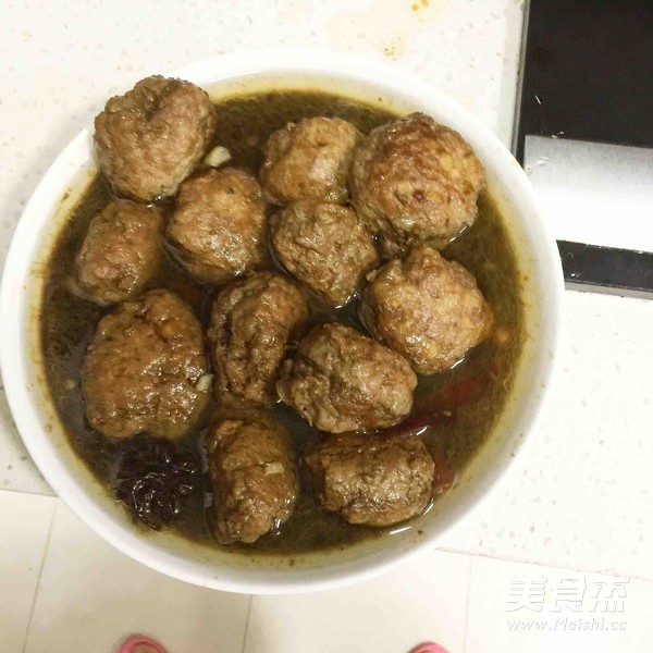 红烧狮子头的做法步骤:6