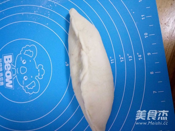 新手完胜的花式豆沙面包的做法步骤:5