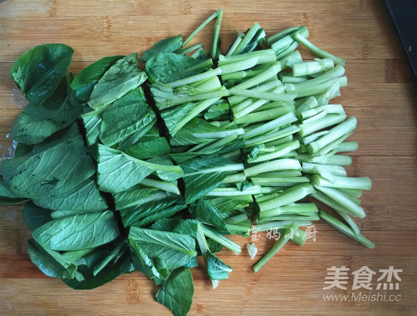 清炒菜心的做法步骤:2