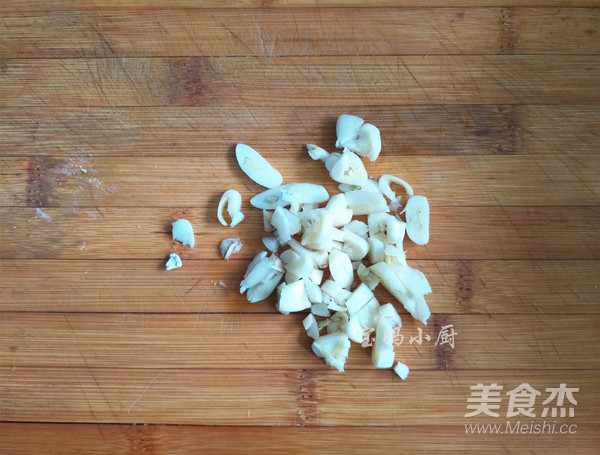 清炒菜心的做法步骤:3