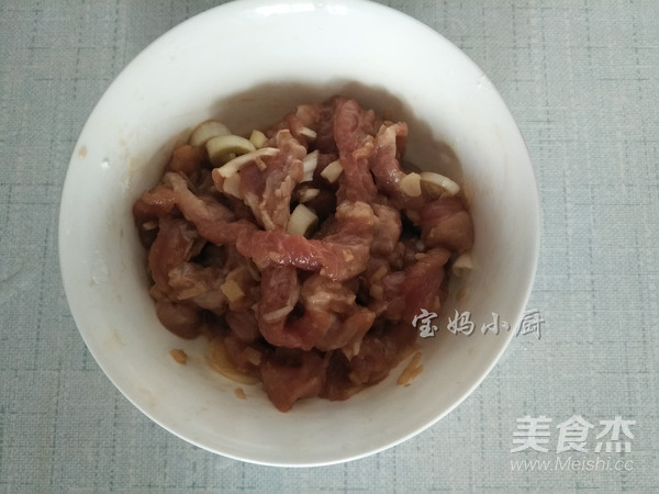 尖椒干豆腐丝的做法步骤：2