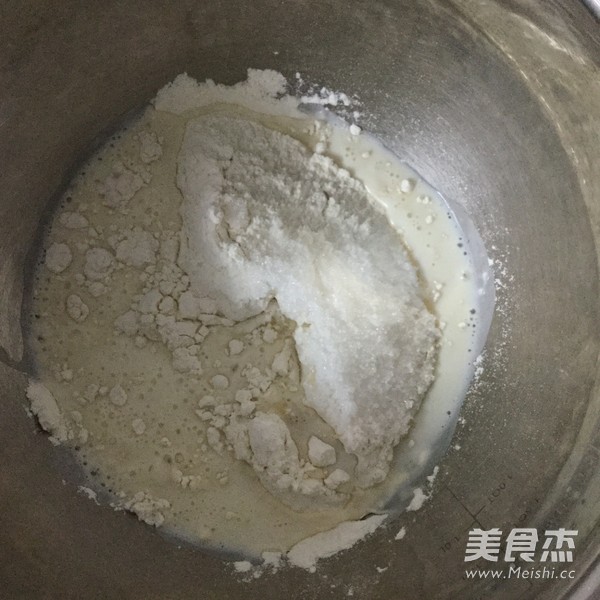 面包蛋糕傻傻分不清楚的做法步骤：1