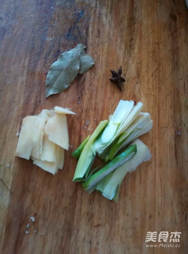 卤蛋红烧肉的做法步骤:3