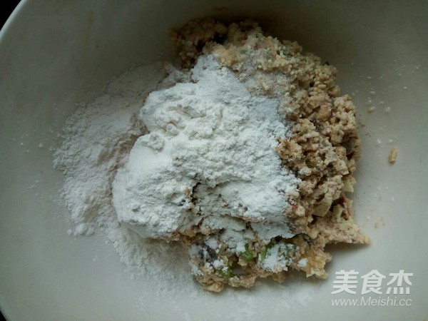 小白菜虾泥豆腐丸子汤的做法步骤：3