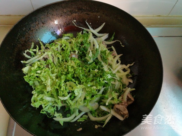 牛肉白菜豆腐汤的做法步骤:4