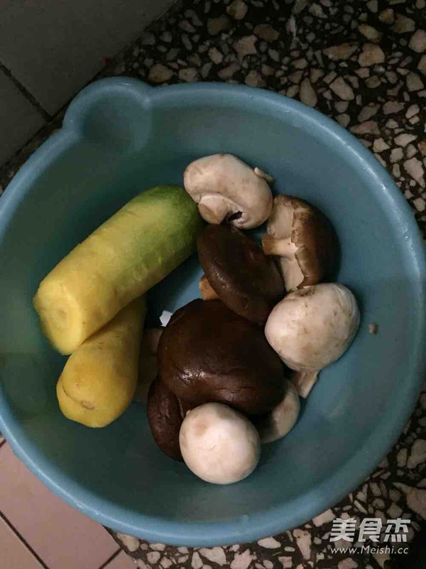 炖排骨的做法步骤：7