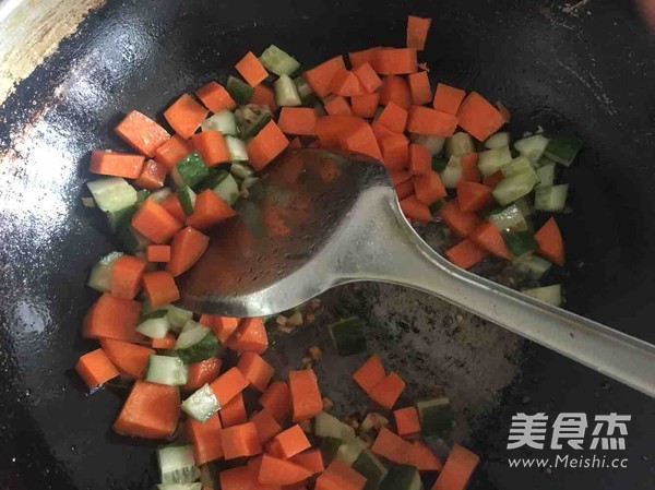 自制炒饭的做法步骤:6