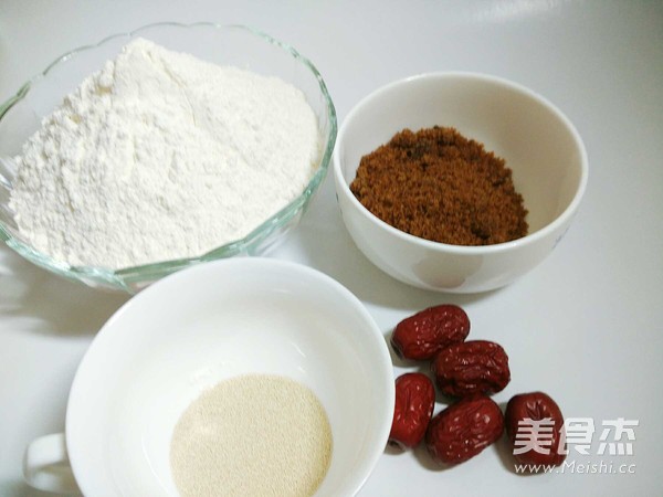 红枣红糖发糕的做法步骤：1