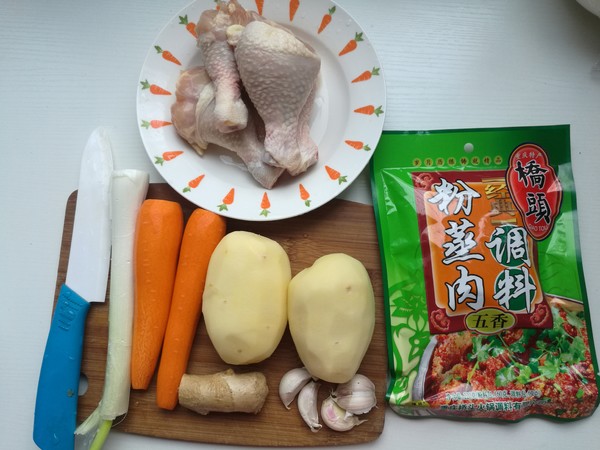 粉蒸鸡腿的做法步骤：1