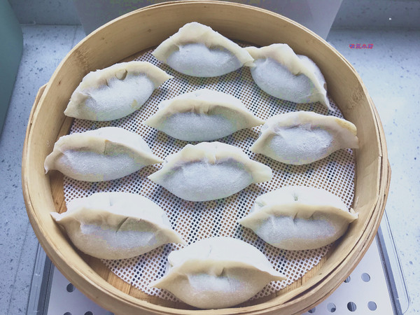 牛肉蒸饺的做法步骤:9