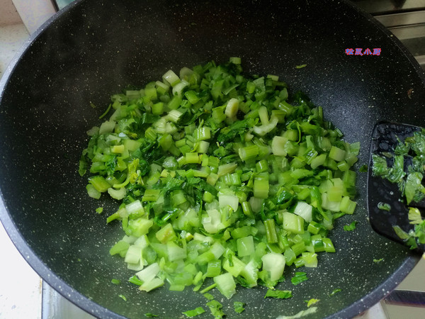 芹菜叶子炒鸡蛋的做法步骤:5