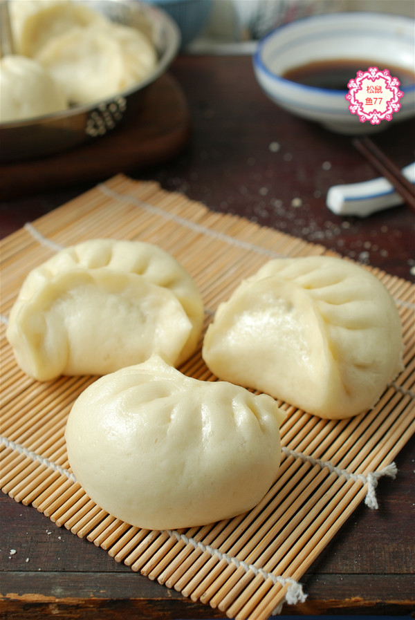 又软又香的弯月素包子,好吃好看,吃起来没够的做法步骤:11