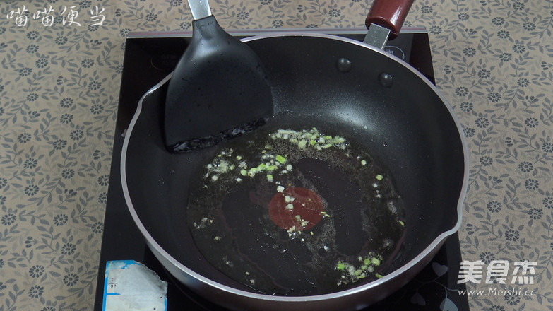 肉末鸡蛋卷的做法步骤:11