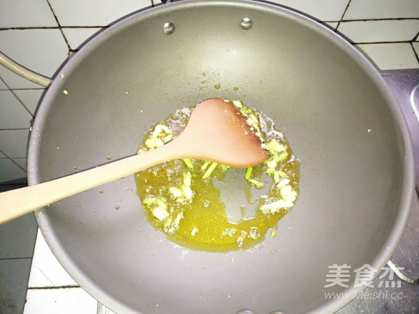 家常蛋炒饭的做法步骤:7