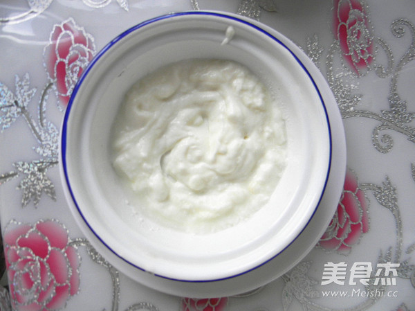 草莓酸奶冻的做法步骤:6