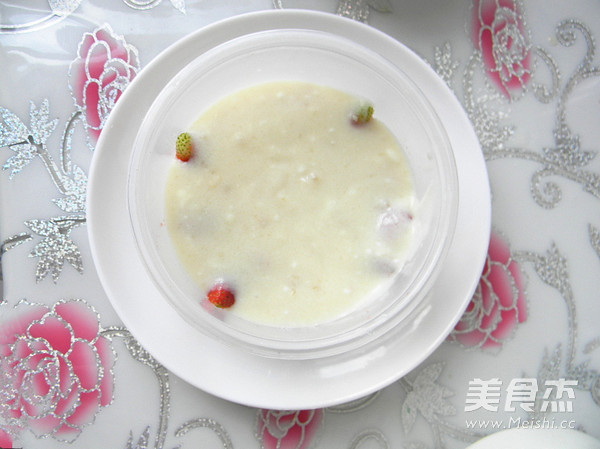 草莓酸奶冻的做法步骤:10