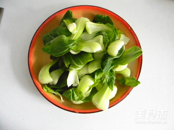 油菜炖豆腐的做法步骤：2