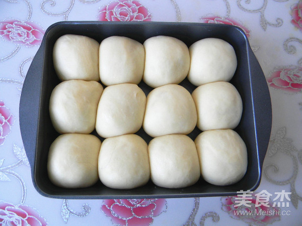 酸奶芝麻餐包的做法步骤:7