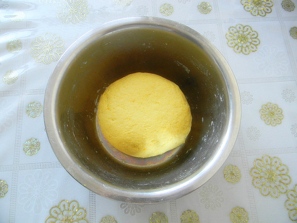 黑芝麻南瓜发面饼的做法步骤:4