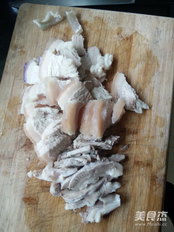 蒜薹炒肉的做法步骤：5