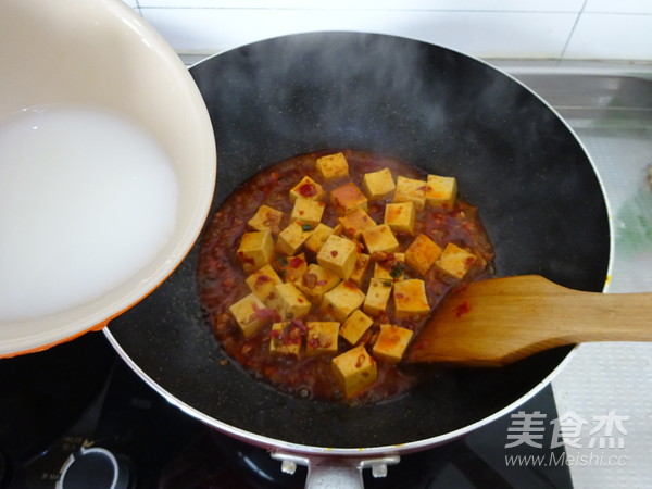 麻婆豆腐盖饭的做法步骤：11