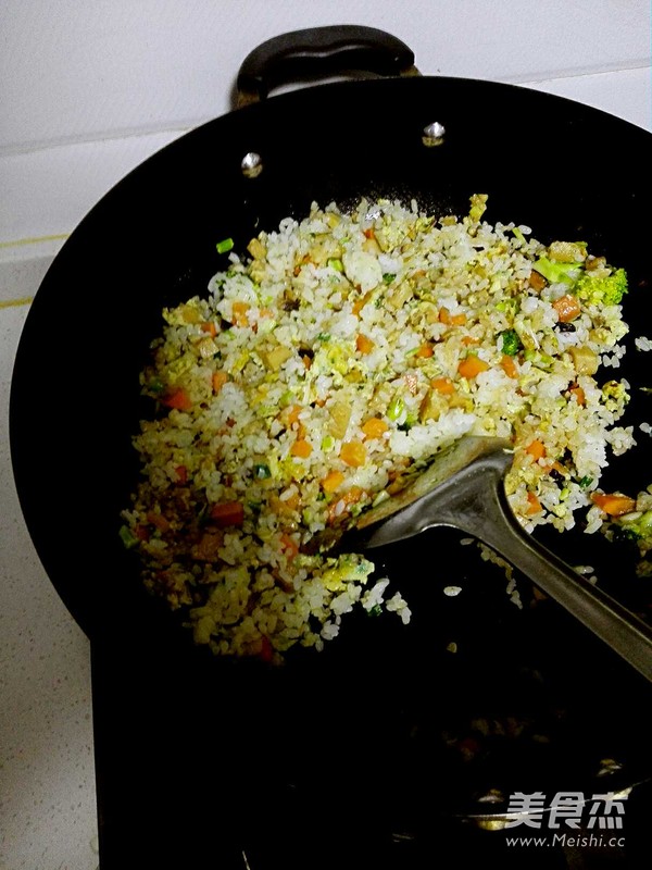 黄金蛋炒饭的做法步骤:5