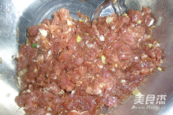 番茄鲜馄饨的做法步骤：1
