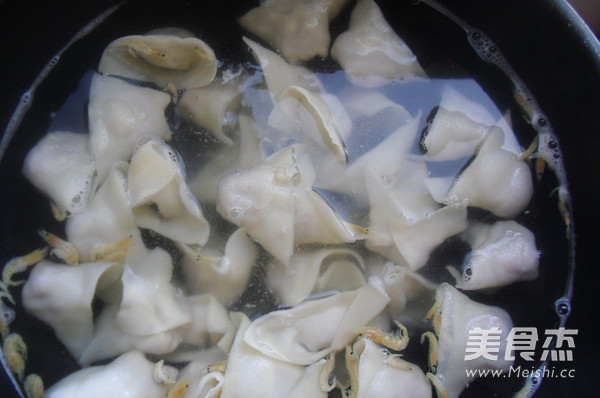 番茄鲜馄饨的做法步骤:8