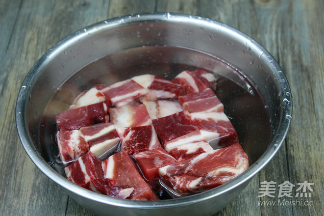 酱烧牛肉的做法步骤:2