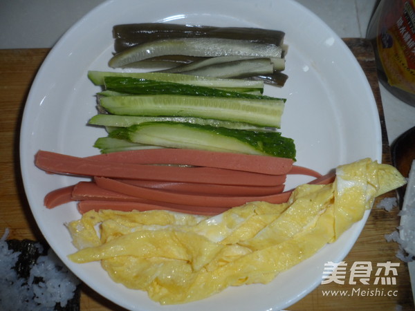 紫菜包饭的做法步骤：2