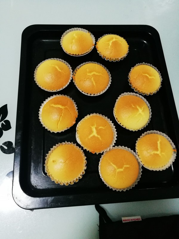 小蛋糕的做法步骤:10