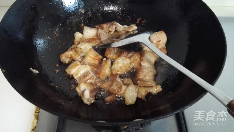 五花肉白菜粉丝的做法步骤：1