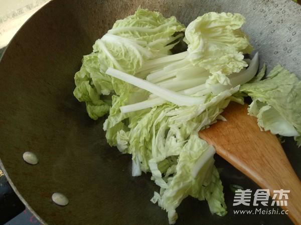 白菜炖豆腐的做法步骤：4